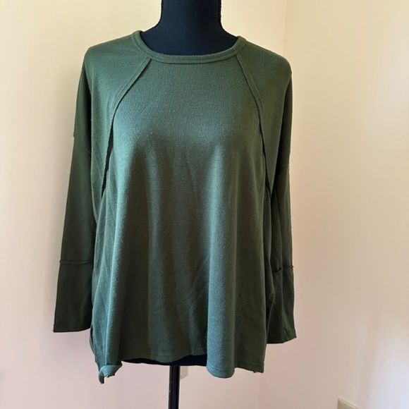 **FORGOTTEN GRACE* Green Long Sleeve Shirt Size XS NWT - Picture 1 of 8